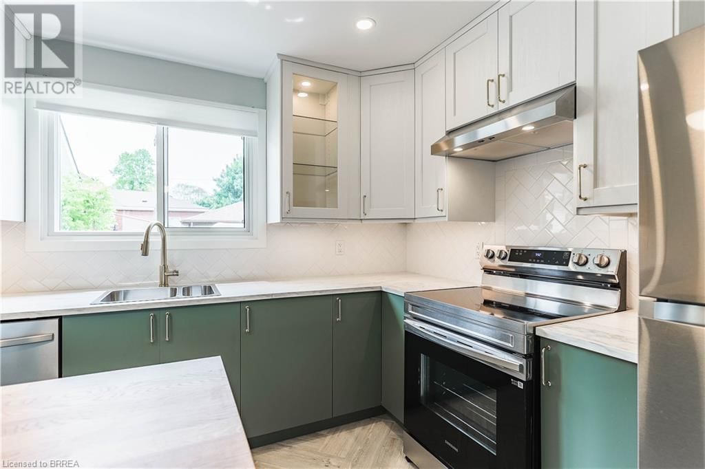 311 SHERIDAN STREET Image 20