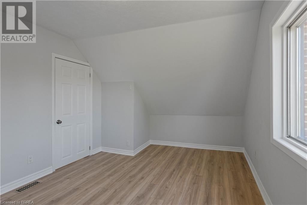 311 SHERIDAN STREET Image 34
