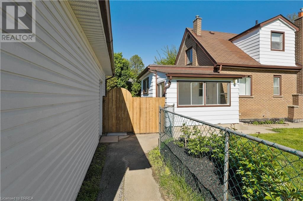 311 SHERIDAN STREET Image 8