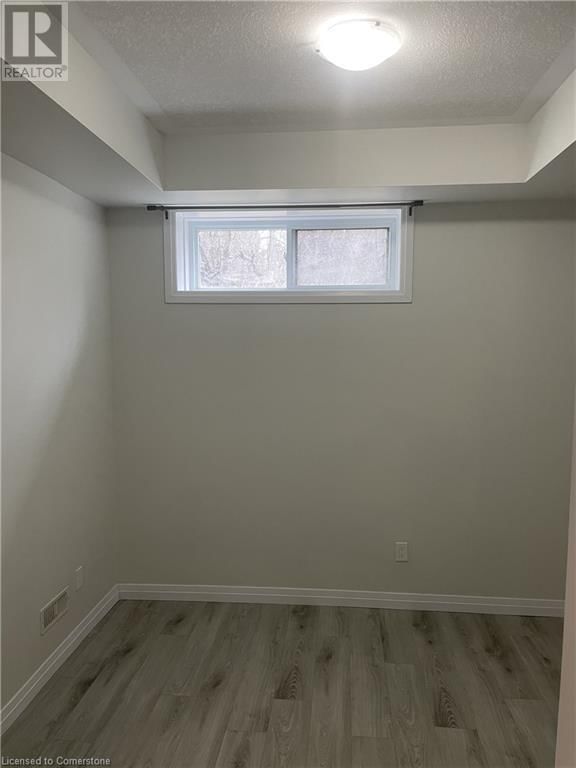 29 - 25 ISHERWOOD AVENUE Image 10