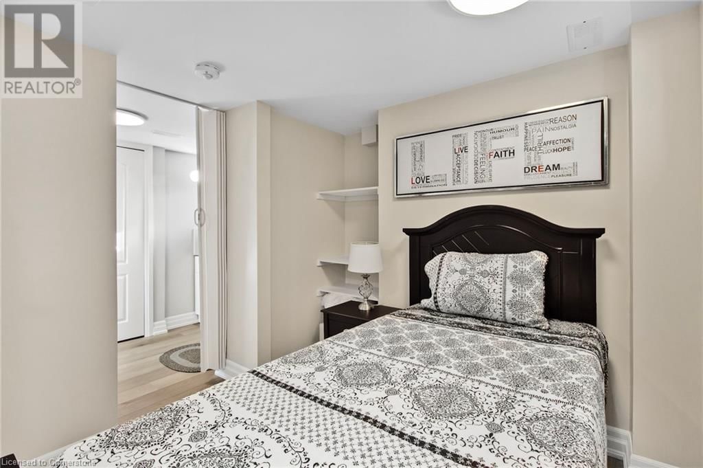 87 FALLINGBROOK ROAD Image 32