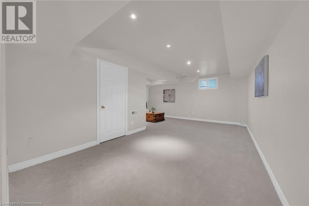 41 - 300 RAVINEVIEW WAY Image 33