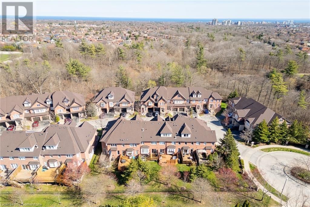 41 - 300 RAVINEVIEW WAY Image 44