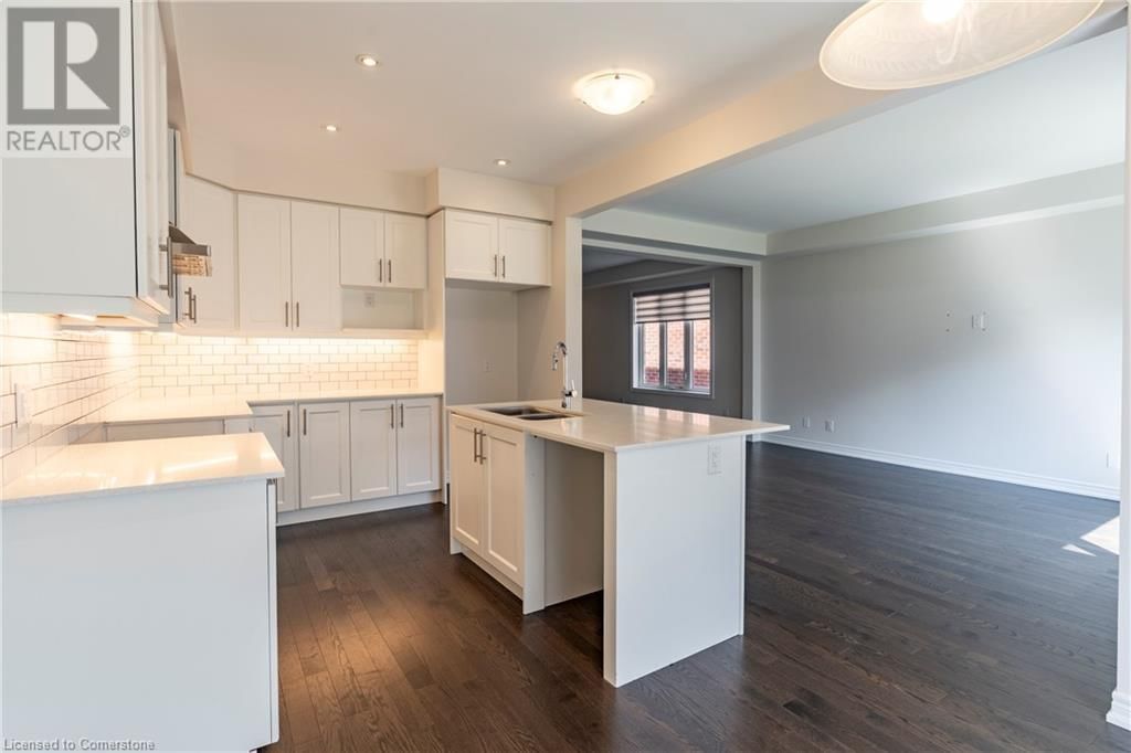 55 WILLIAM DUNLOP STREET Image 18