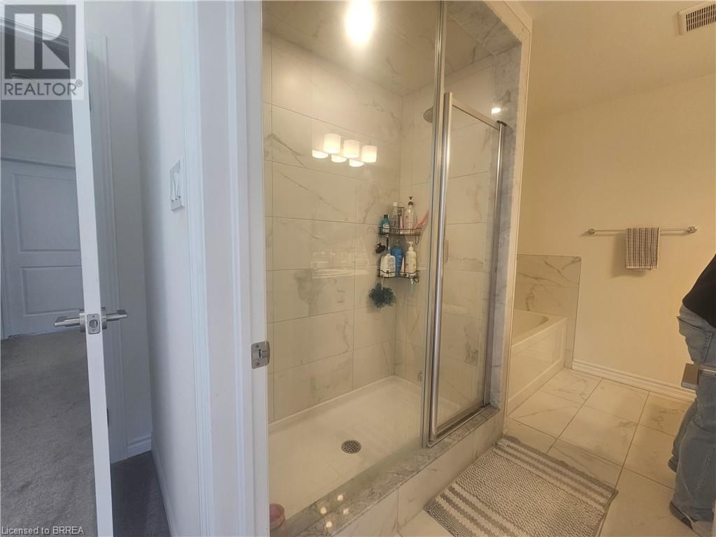 11 POOLE STREET Image 11