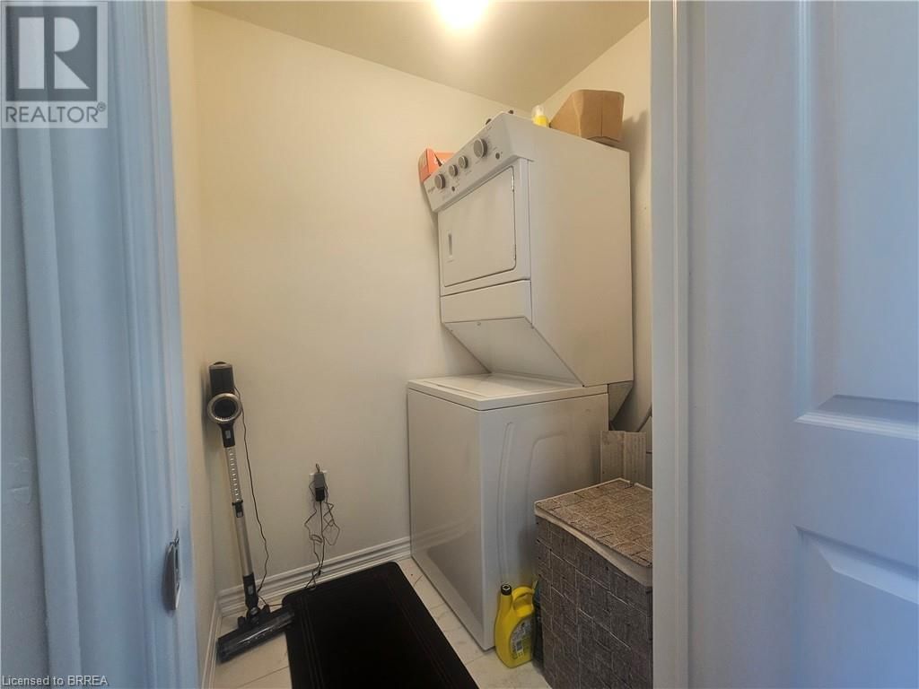11 POOLE STREET Image 12