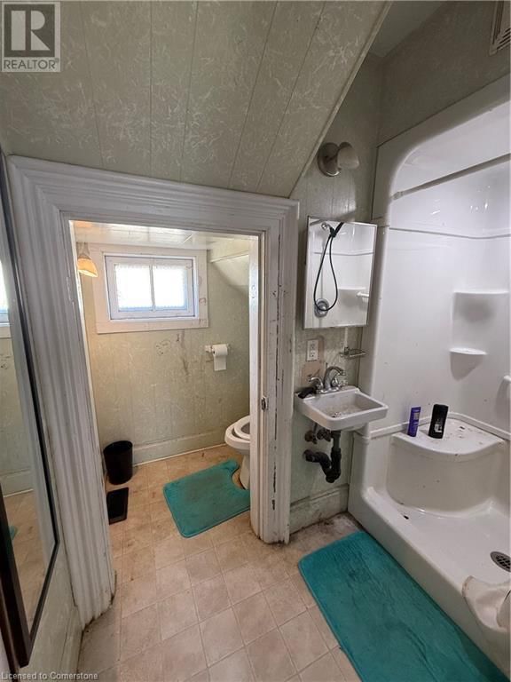 70 HURON STREET Image 13