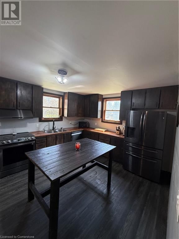 70 HURON STREET Image 5