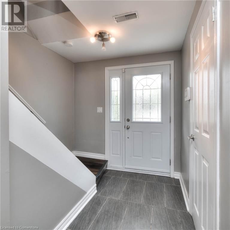 3 SHAFTSBURY DRIVE Image 11