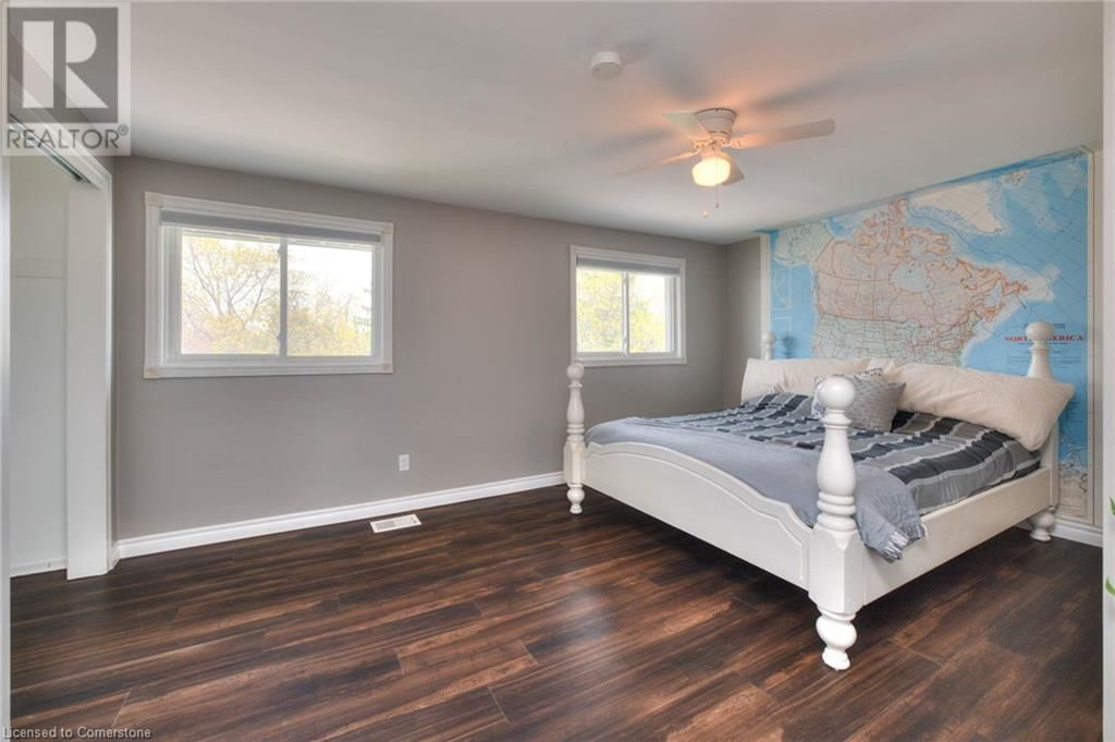 3 SHAFTSBURY DRIVE Image 24