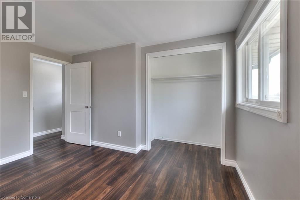 3 SHAFTSBURY DRIVE Image 26