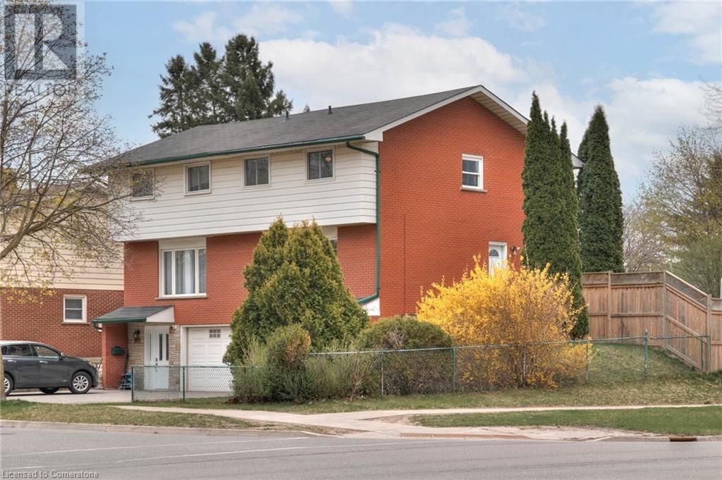 3 SHAFTSBURY DRIVE Image 3