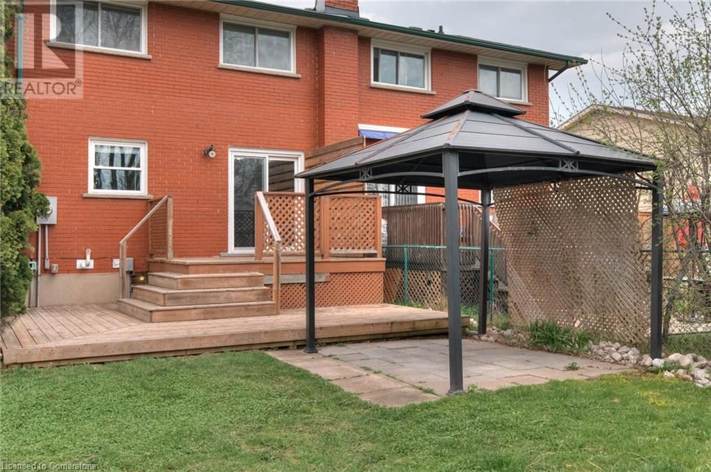 3 SHAFTSBURY DRIVE Image 38