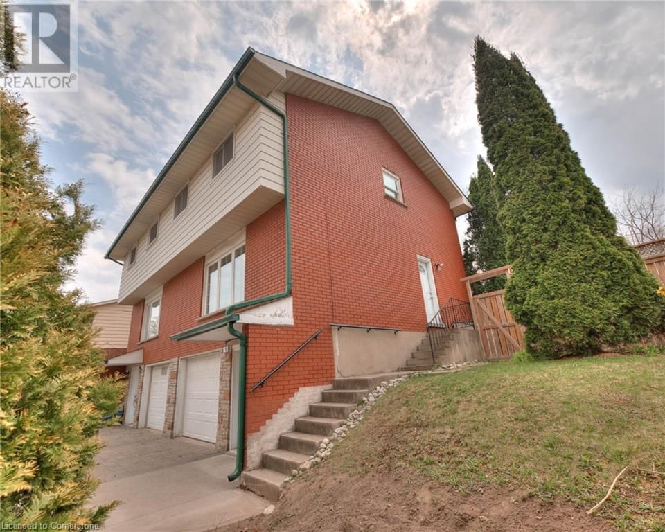 3 SHAFTSBURY DRIVE Image 7