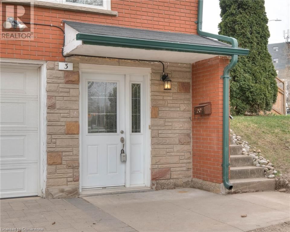 3 SHAFTSBURY DRIVE Image 9