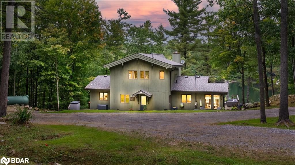 3413 FLAT RAPIDS LANE Image 3