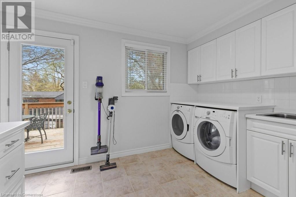 302 SHAKESPEARE DRIVE Image 16