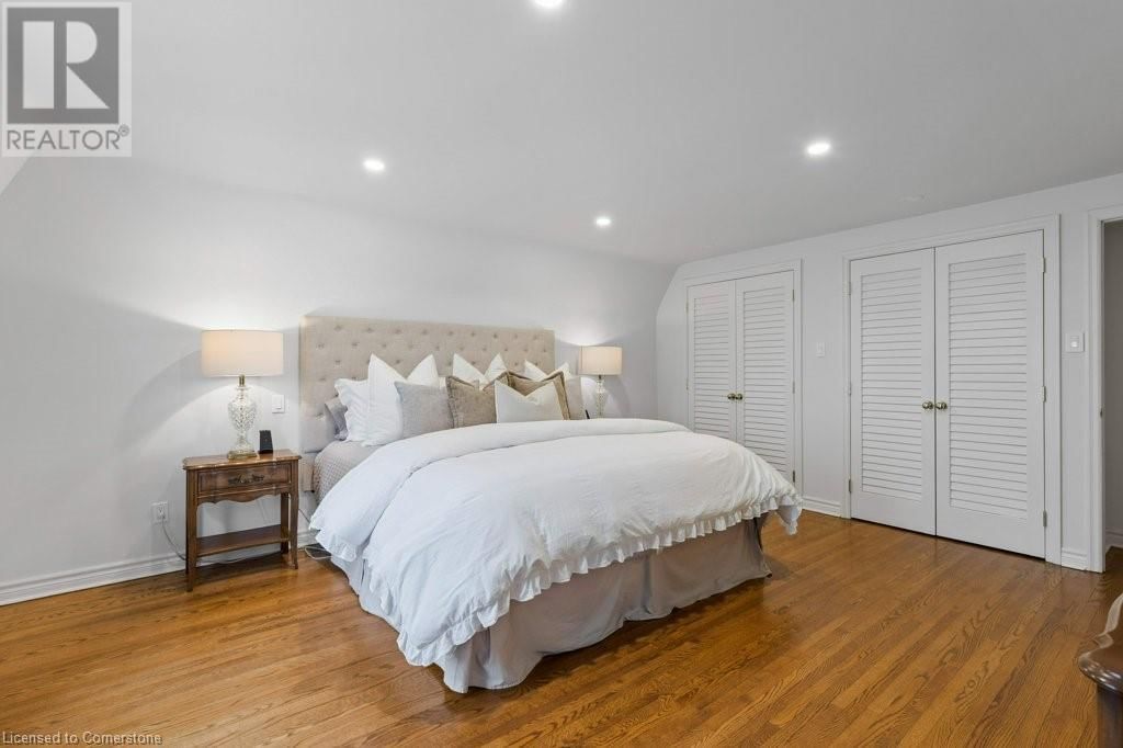 302 SHAKESPEARE DRIVE Image 21