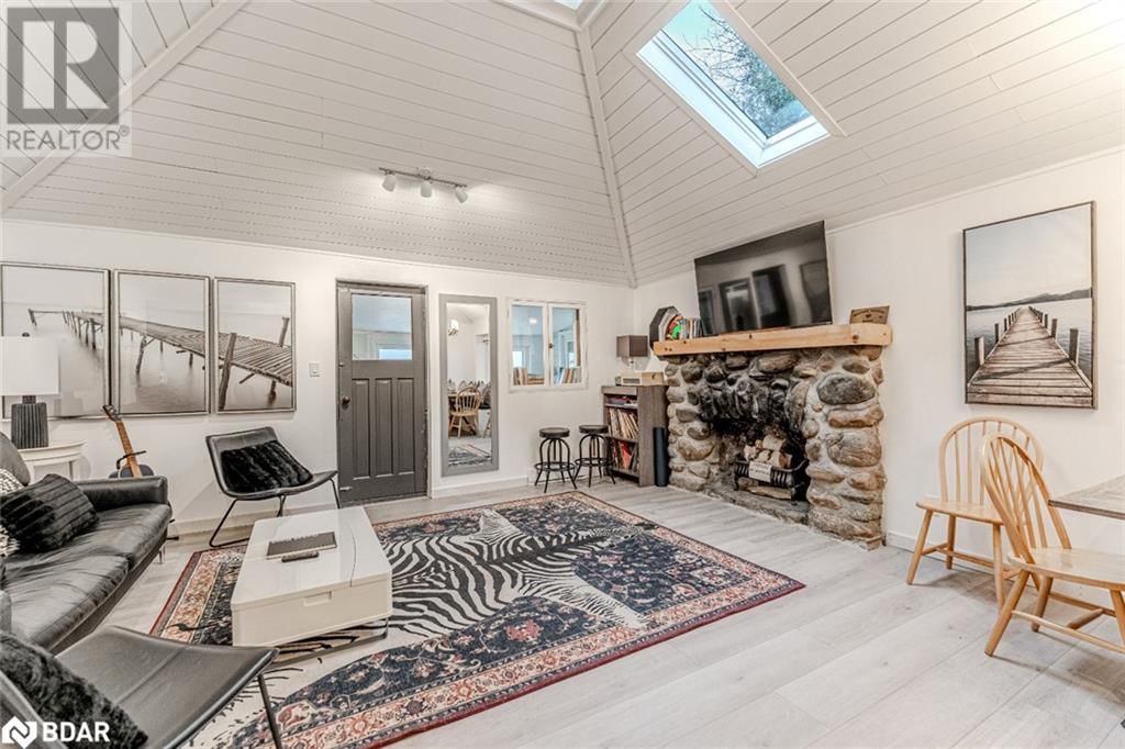315 CEDAR AVENUE Image 8