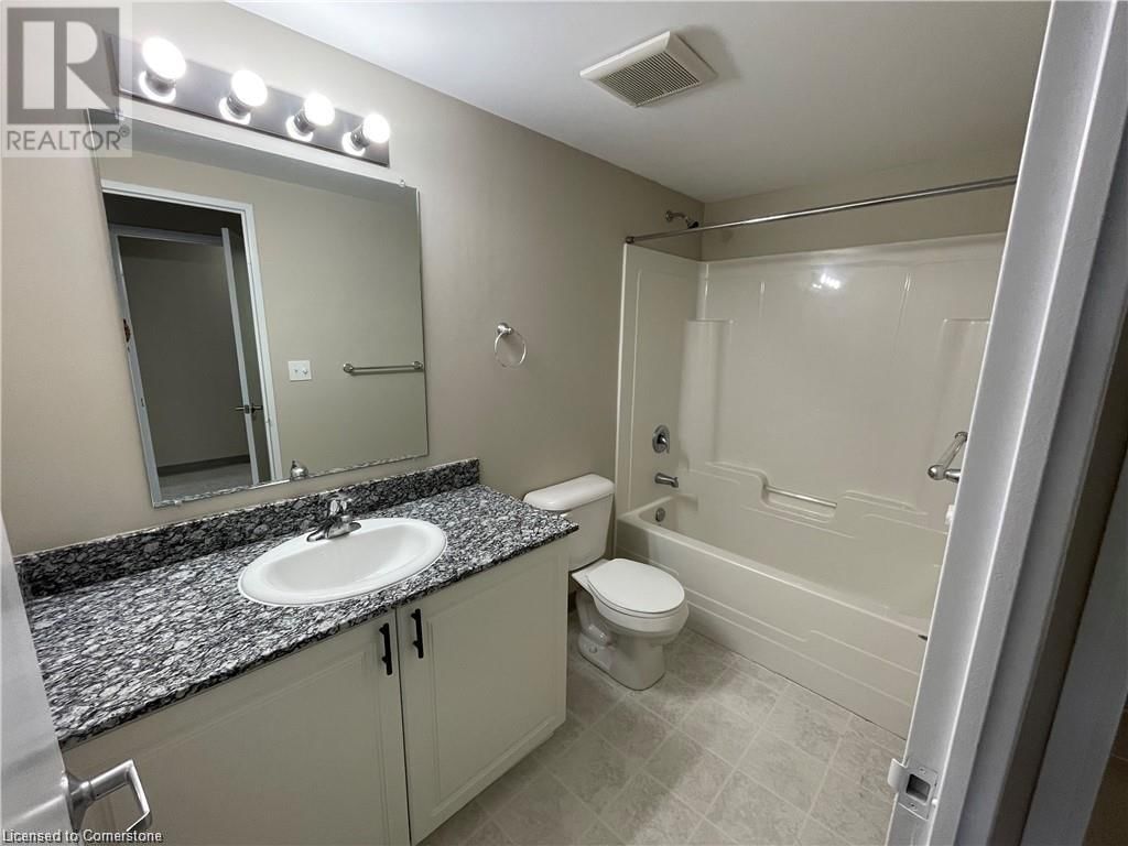 818 - 239 AUBURN DRIVE Image 7