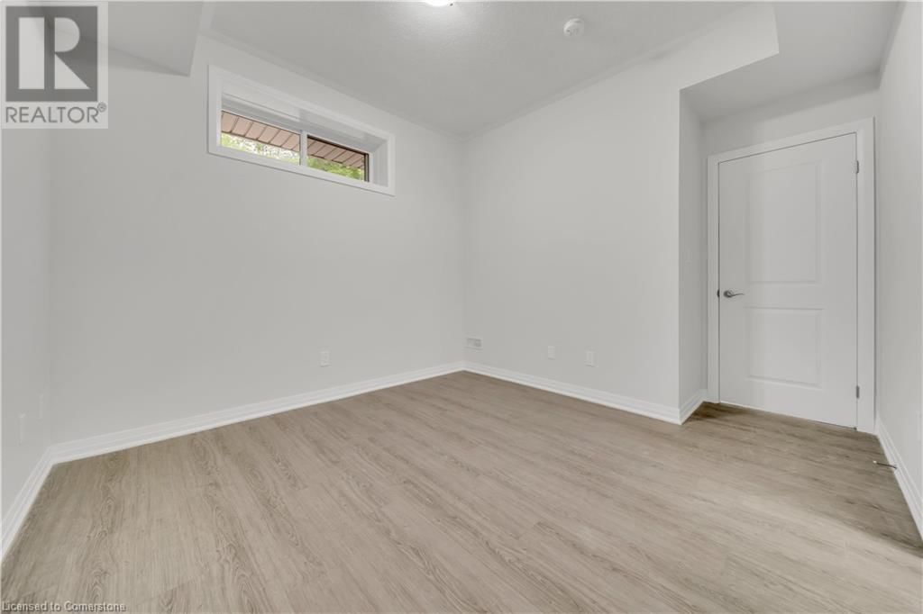 B21 - 25 ISHERWOOD AVENUE Image 16