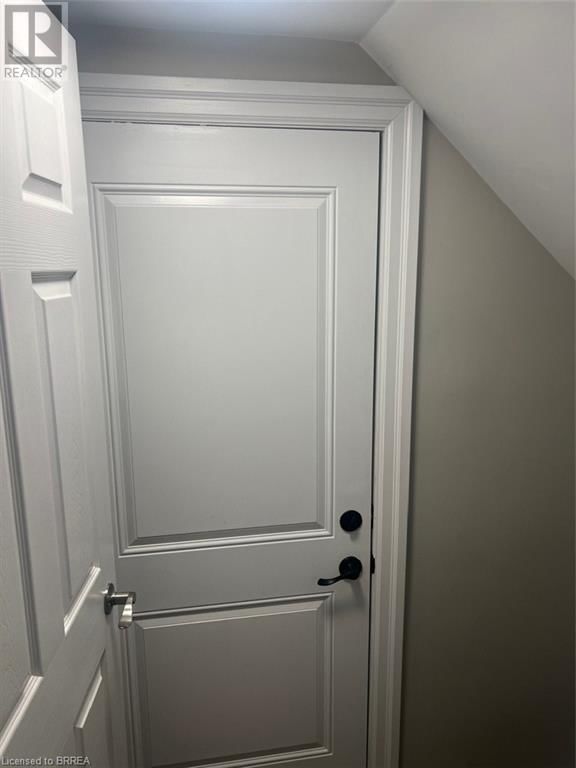 54 DEBBY CRESCENT Image 23