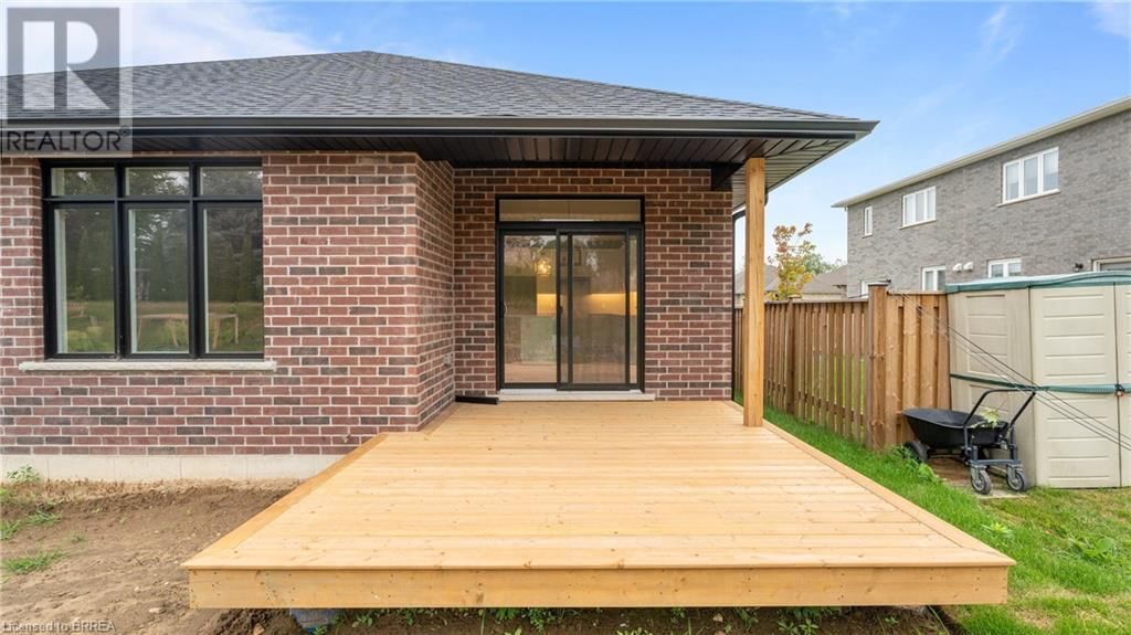45 VANROOY TRAIL Image 24
