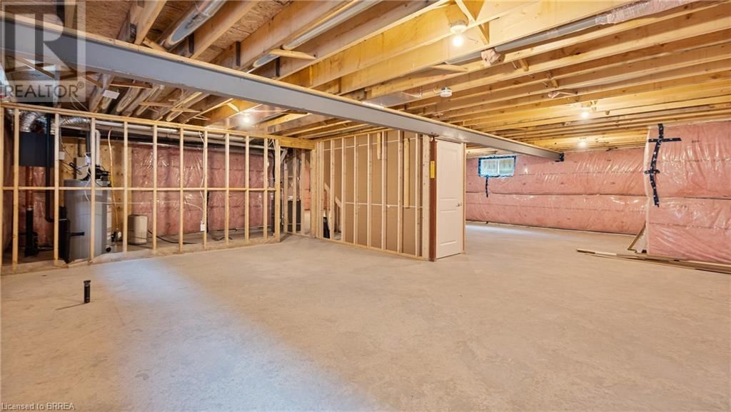 45 VANROOY TRAIL Image 27