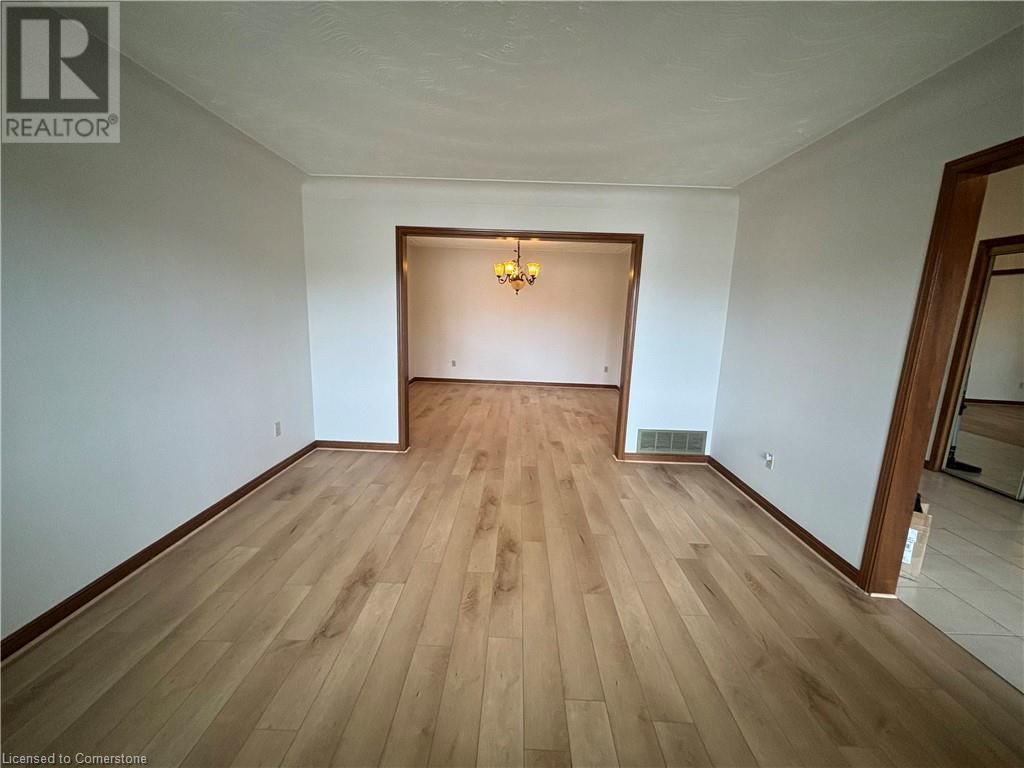 19 PAVAROTTI COURT Image 10