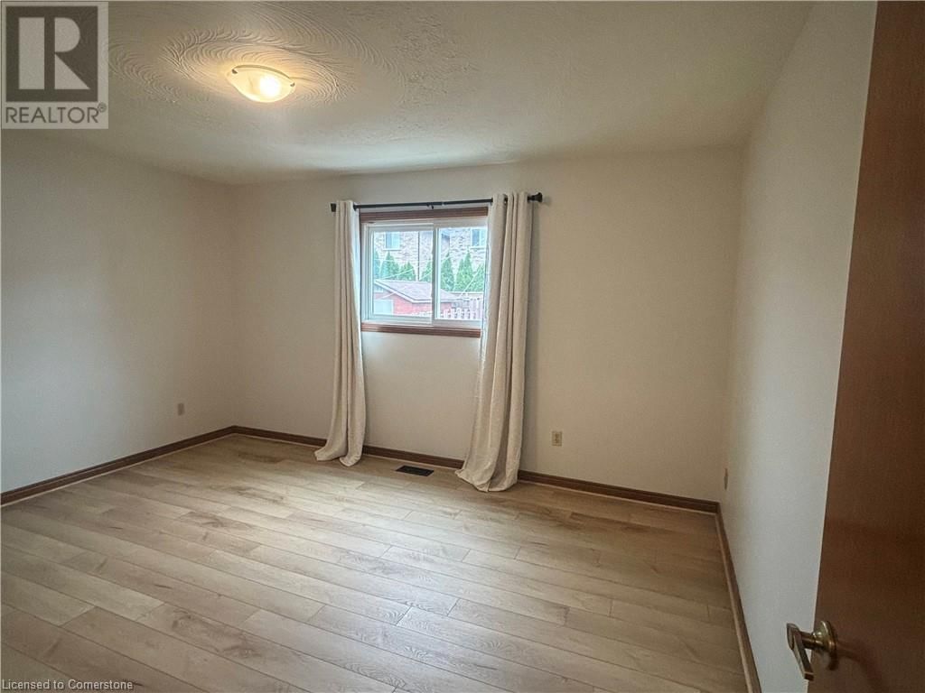 19 PAVAROTTI COURT Image 11