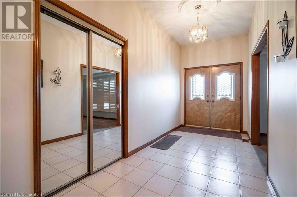 19 PAVAROTTI COURT Image 2