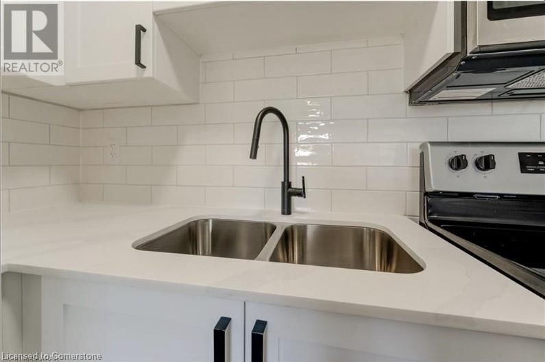 9 - 203 MAUSSER AVENUE Image 5