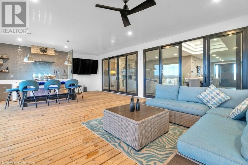 43711 ADELAIDE STREET Image 18