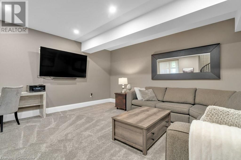 43711 ADELAIDE STREET Image 21