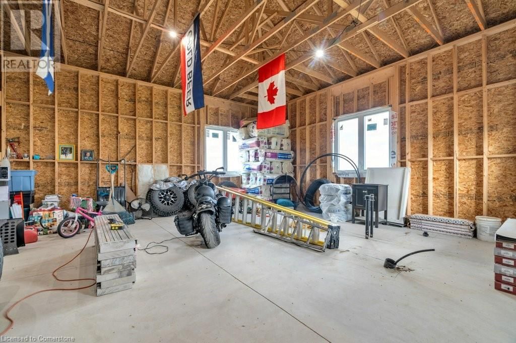 43711 ADELAIDE STREET Image 45