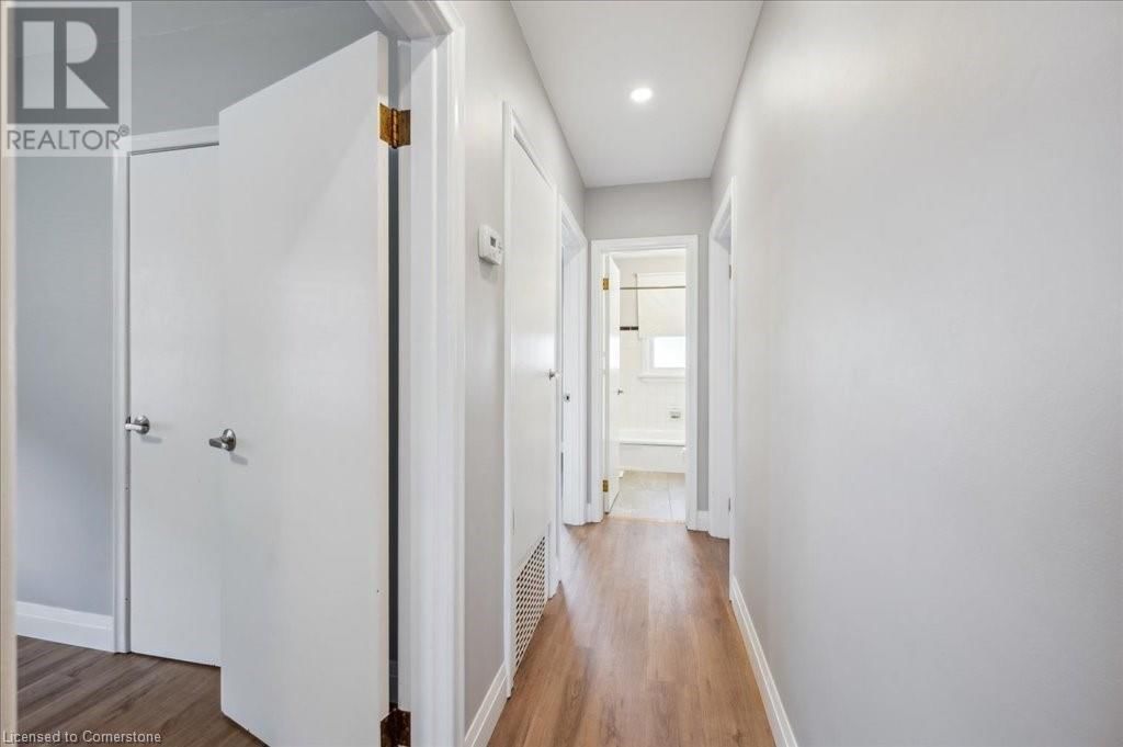 238 BELMONT AVENUE WEST Image 18