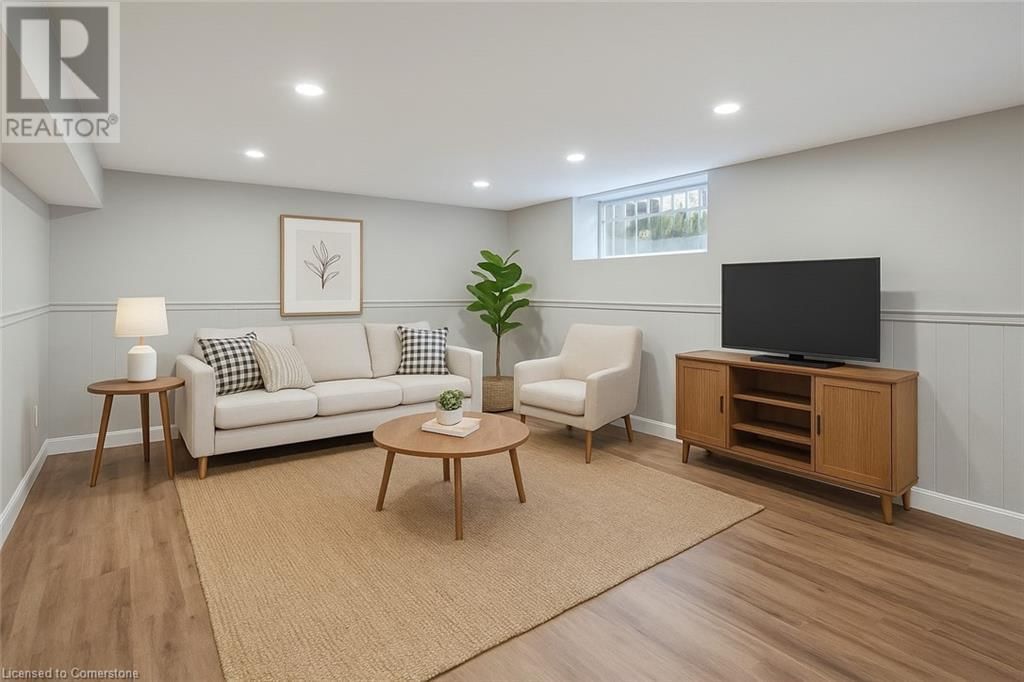 238 BELMONT AVENUE WEST Image 32