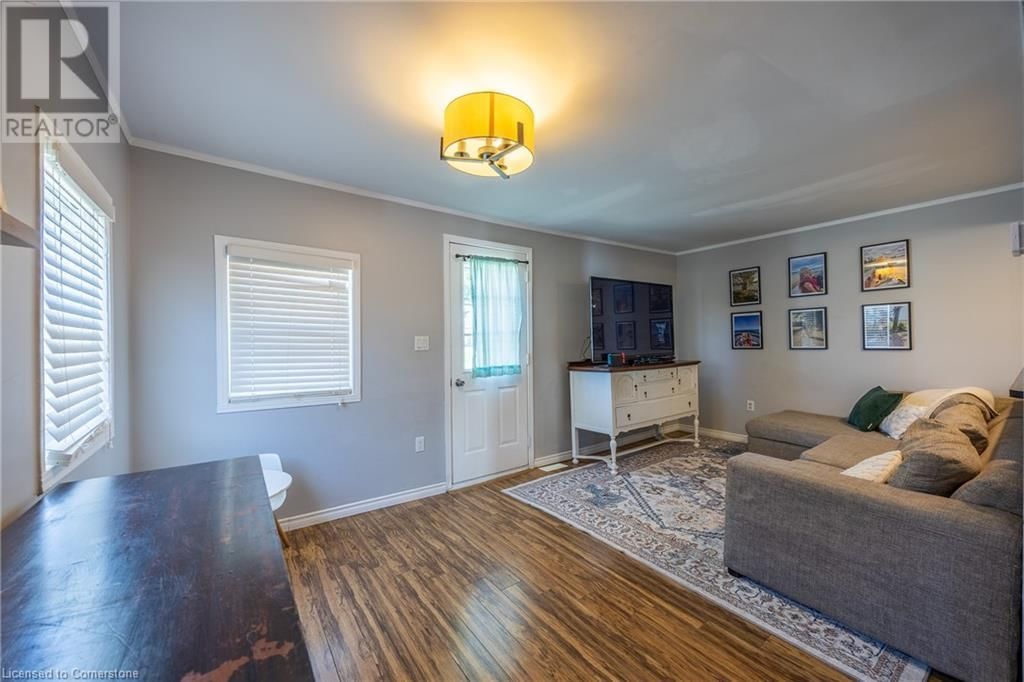 12 PANSY AVENUE Image 10