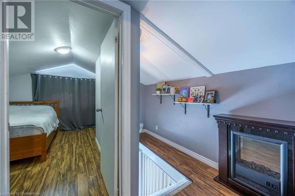 12 PANSY AVENUE Image 12