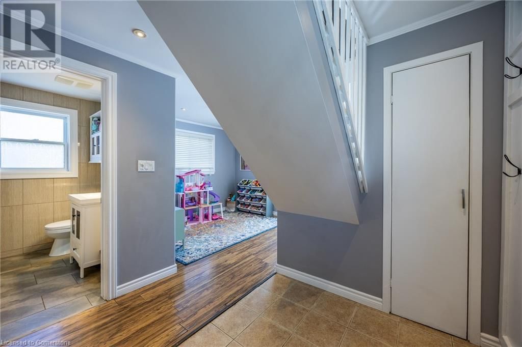 12 PANSY AVENUE Image 3