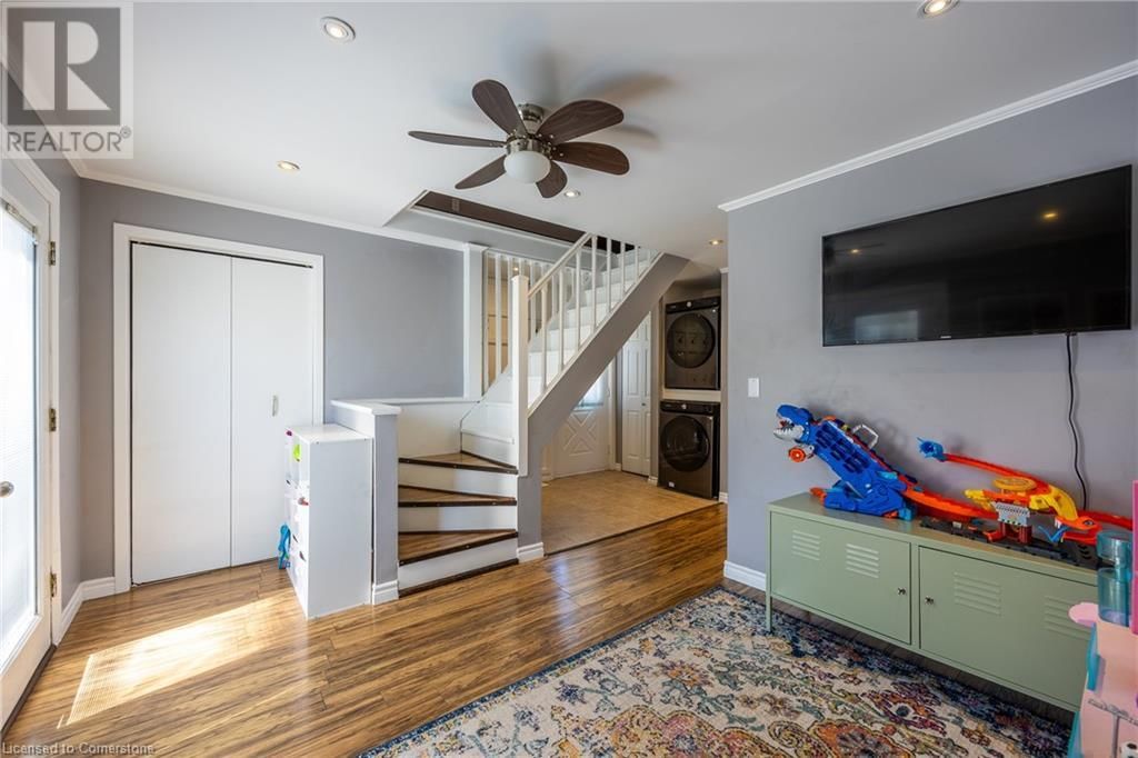 12 PANSY AVENUE Image 4