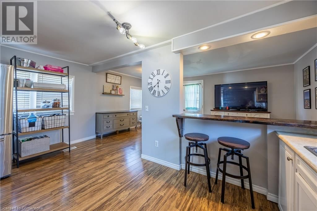 12 PANSY AVENUE Image 9