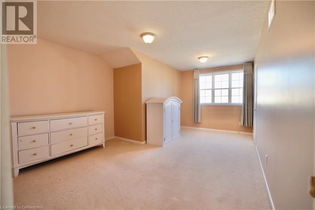 747 KARLSFELD ROAD Image 32