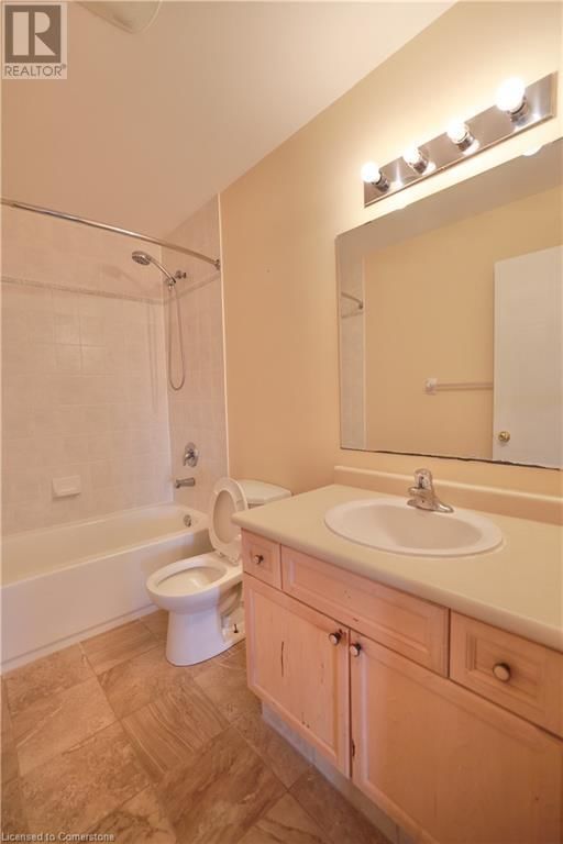747 KARLSFELD ROAD Image 38