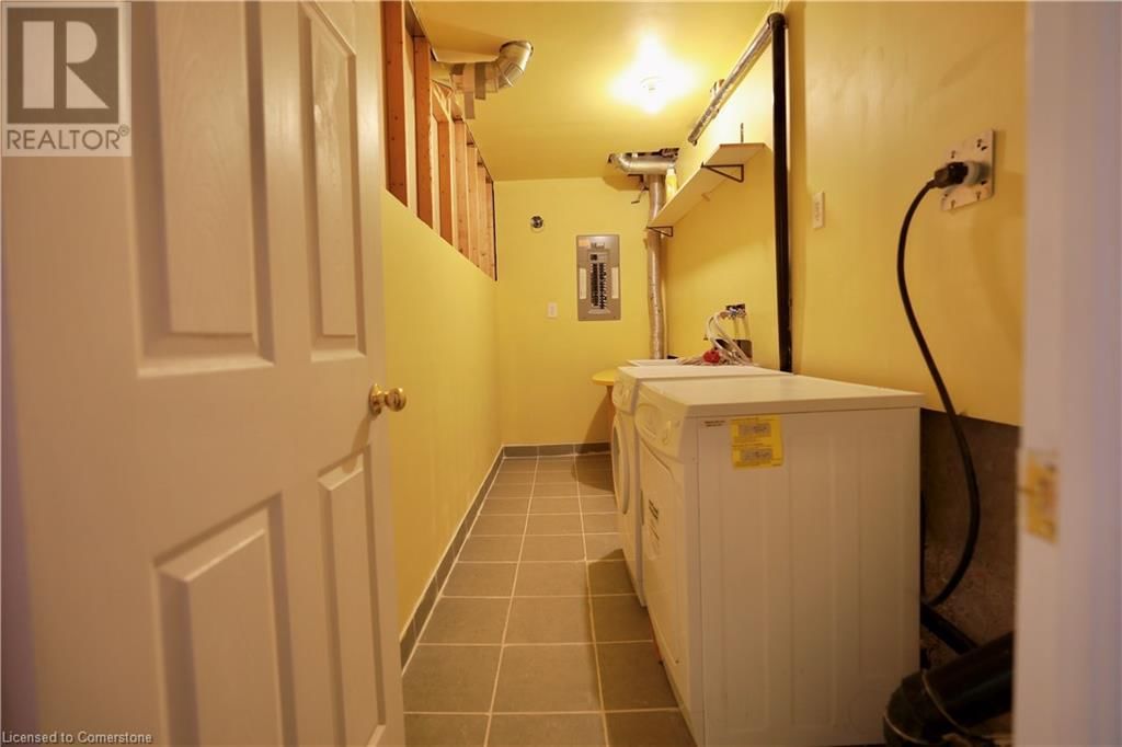 747 KARLSFELD ROAD Image 44