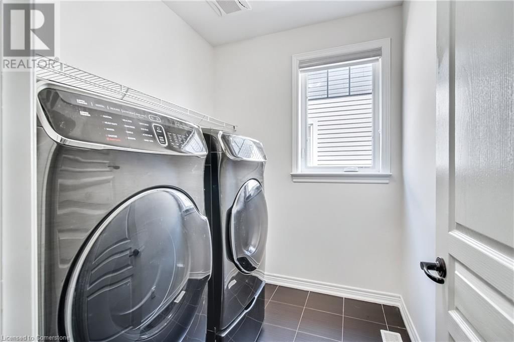 96 ANASTASIA BOULEVARD Image 18