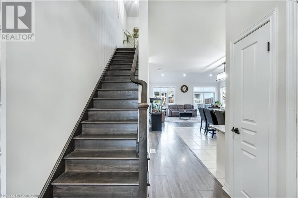 96 ANASTASIA BOULEVARD Image 19