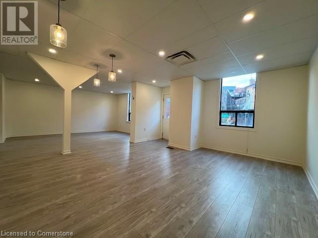 3 KING STREET Image 8