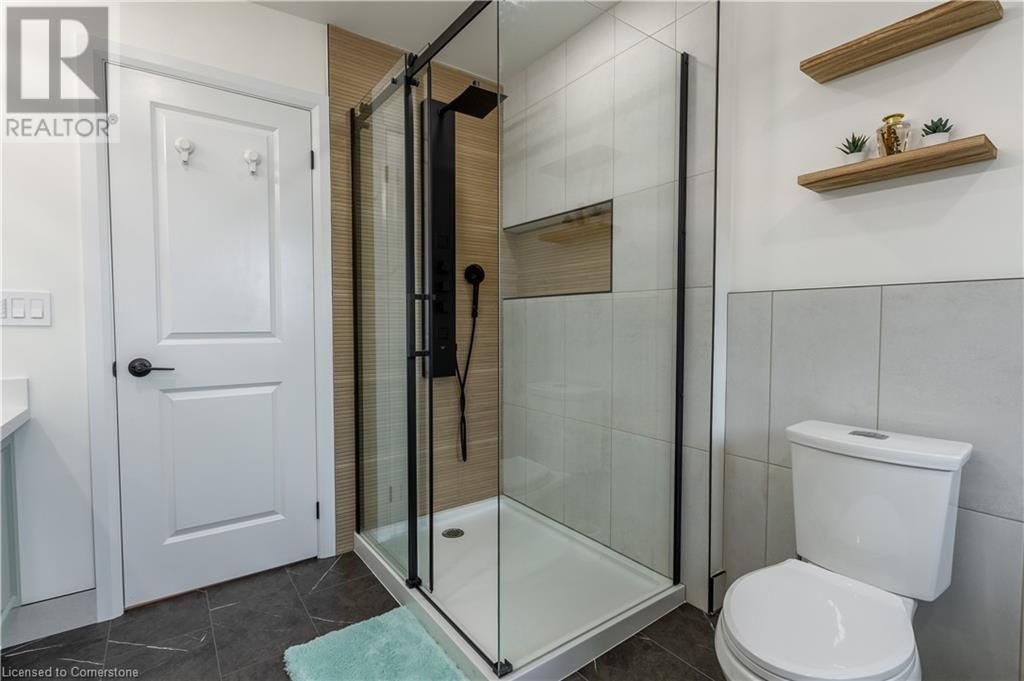 5 JUNEBERRY ROAD Image 21