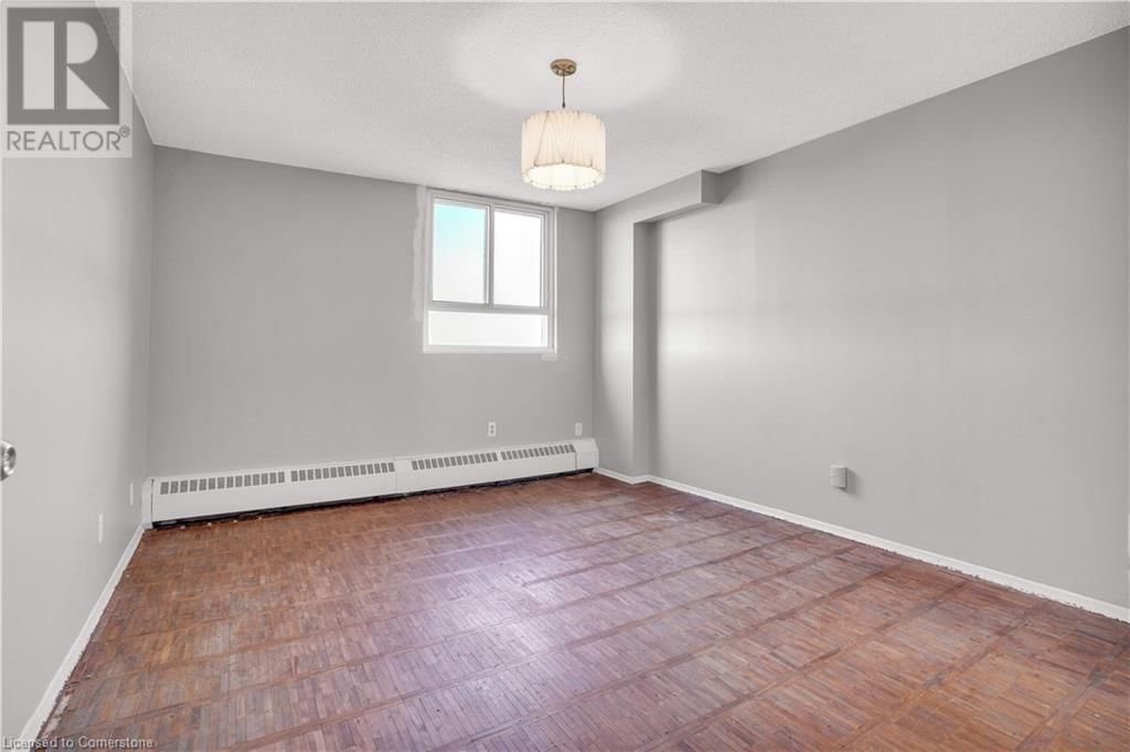 809 - 225 HARVARD PLACE Image 28